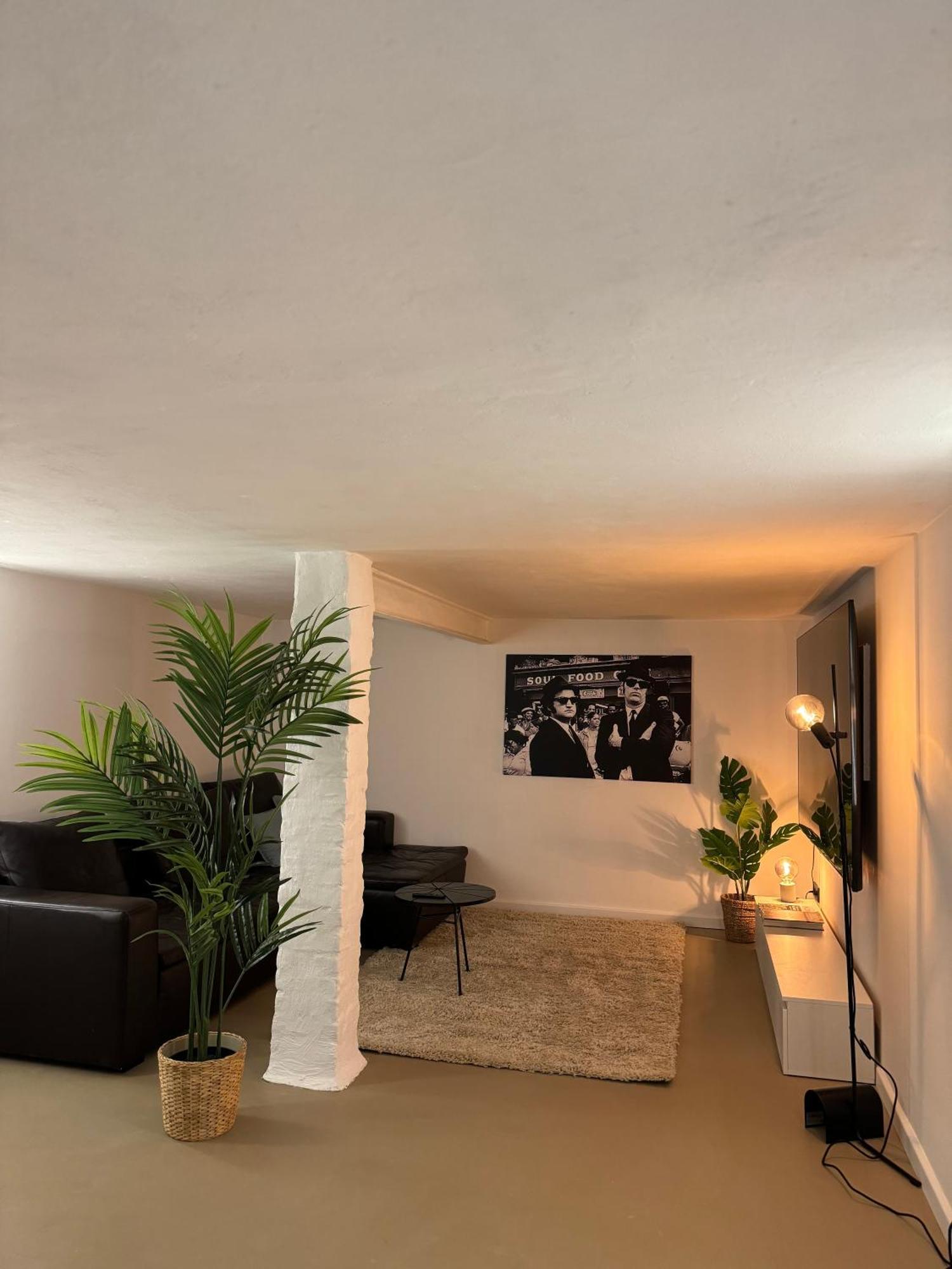 Stilvolle Wohnung In Wilmersdorf Berlijn Buitenkant foto